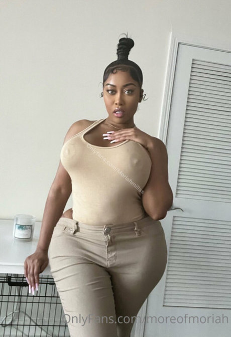 Nacktes geleaktes OnlyFans-Foto von Moriah Mills