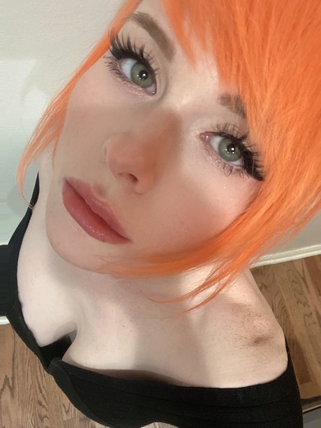 Jenna Lynn Meowri