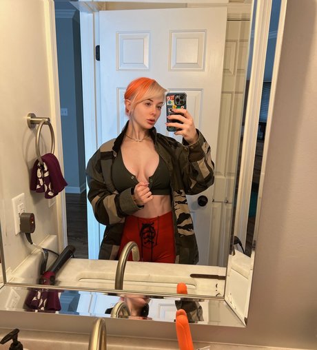 Jenna Lynn Meowri