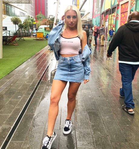 Stacey Robyn