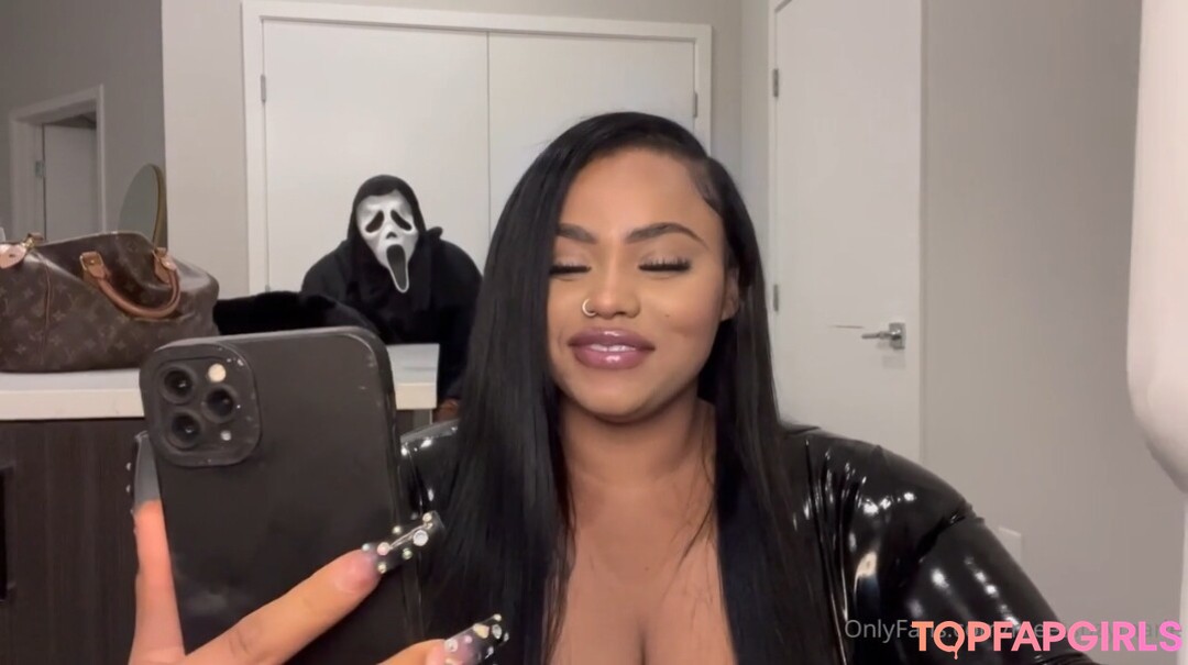 Nacktes geleaktes OnlyFans-Foto von Suzy Marie #36