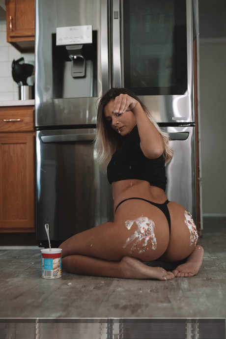Nacktes geleaktes OnlyFans-Foto von Faith Marone