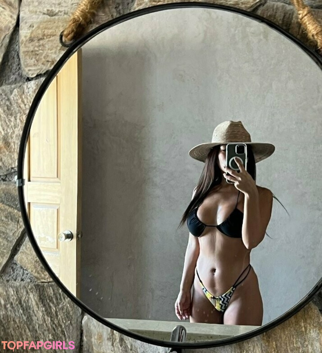 Nacktes geleaktes OnlyFans-Foto von Olivia Mendez #1