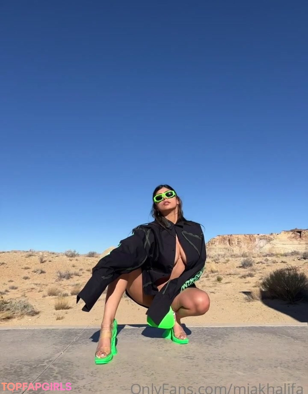 Nacktes geleaktes OnlyFans-Foto von Mia Khalifa #1264
