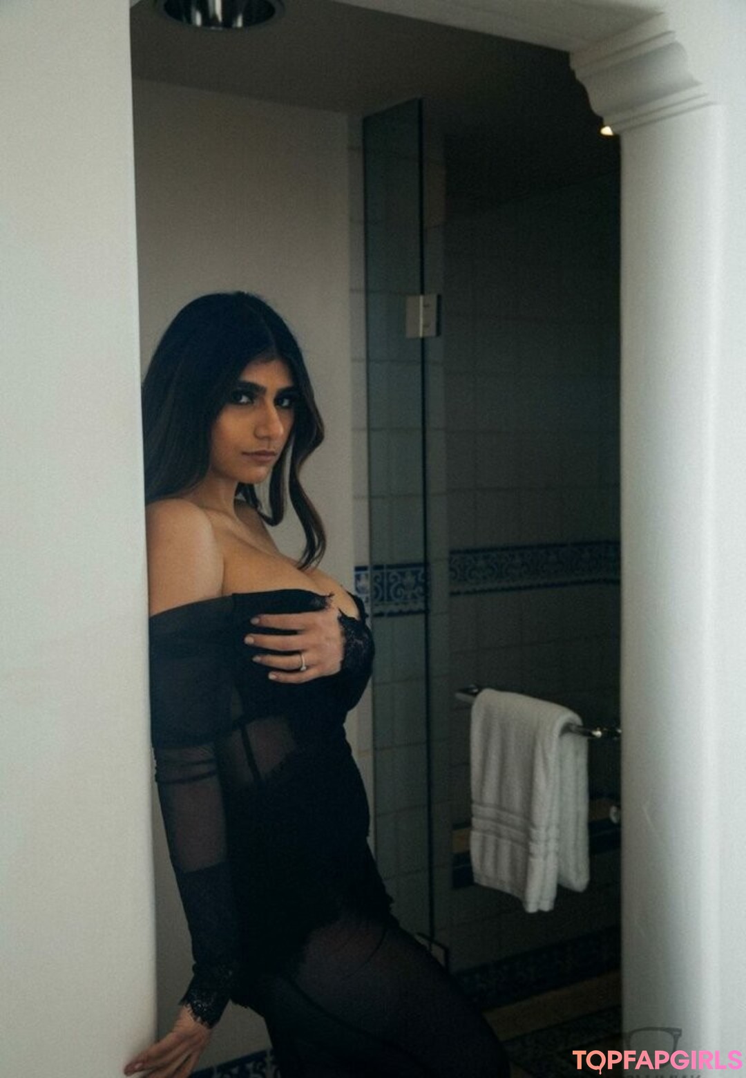 Nacktes geleaktes OnlyFans-Foto von Mia Khalifa #1440