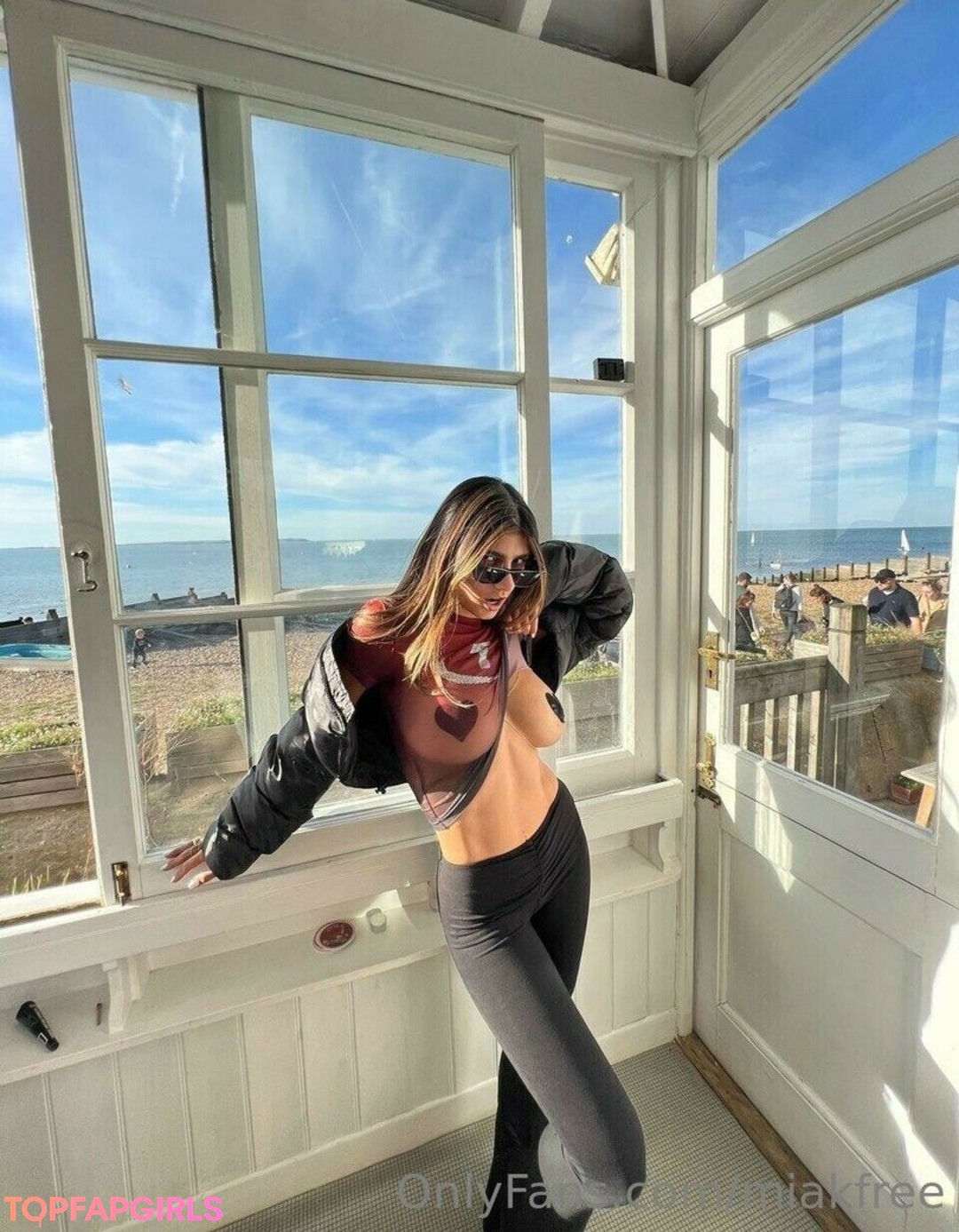 Nacktes geleaktes OnlyFans-Foto von Mia Khalifa #1668