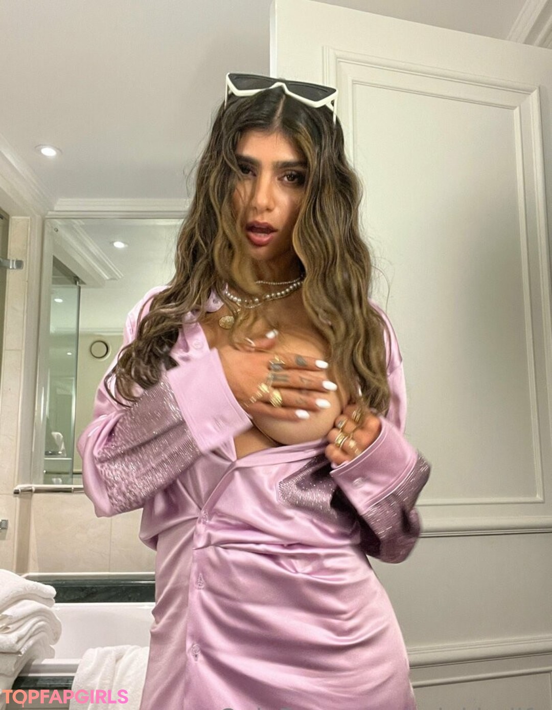 Nacktes geleaktes OnlyFans-Foto von Mia Khalifa #1864