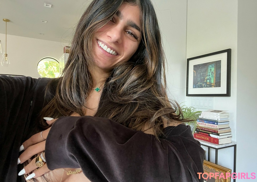 Nacktes geleaktes OnlyFans-Foto von Mia Khalifa #1882