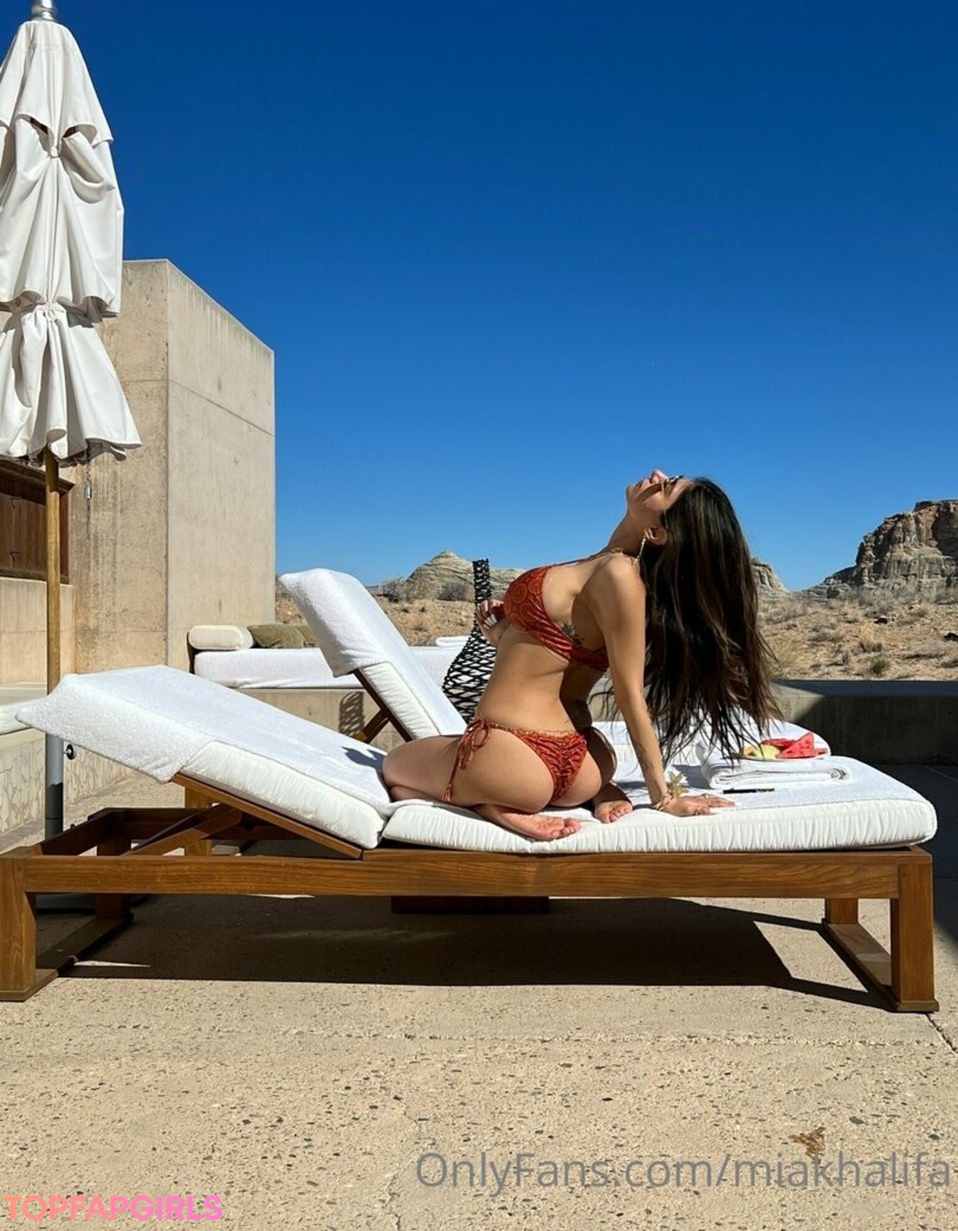 Nacktes geleaktes OnlyFans-Foto von Mia Khalifa #1915
