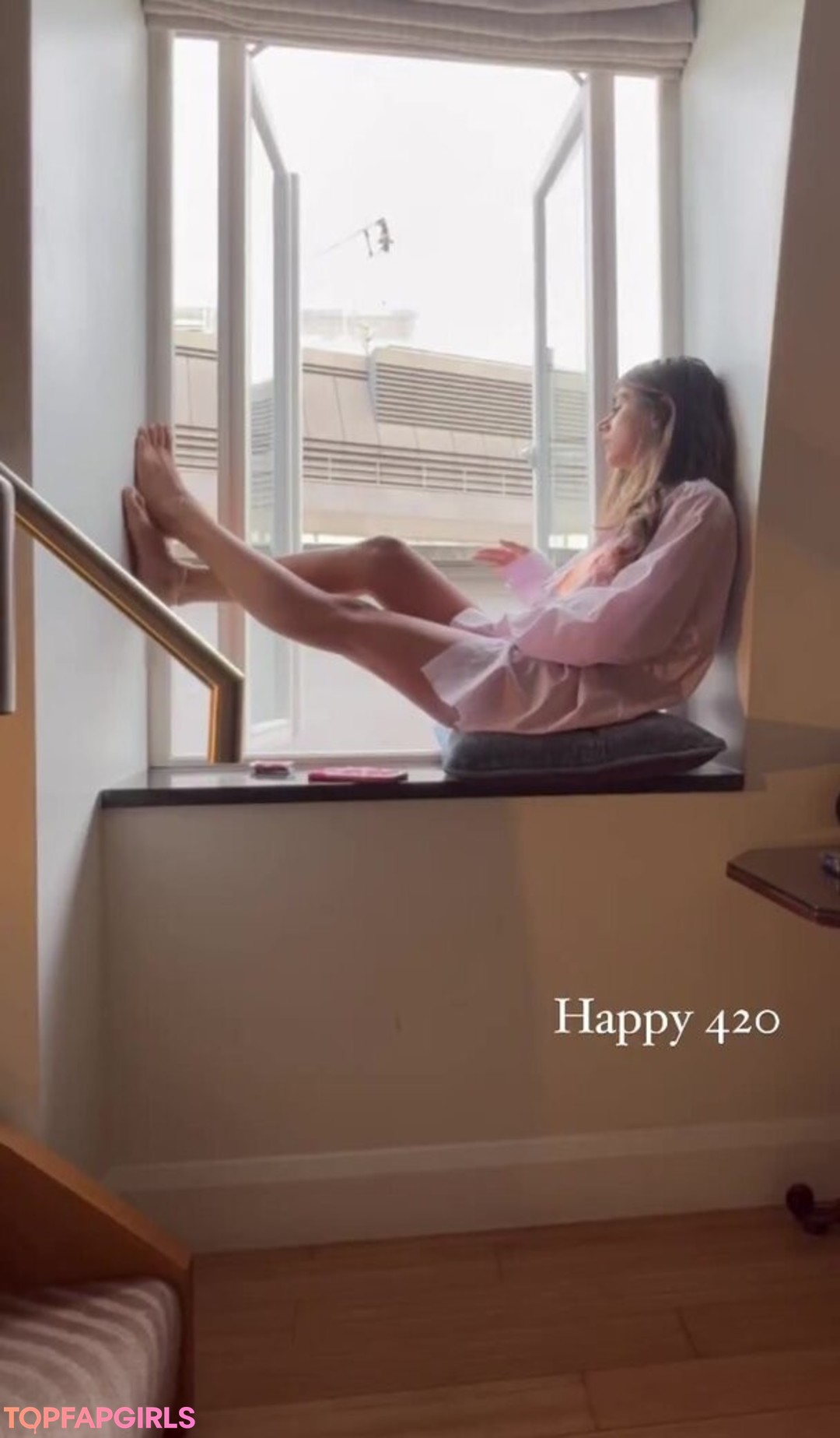 Nacktes geleaktes OnlyFans-Foto von Mia Khalifa #2032