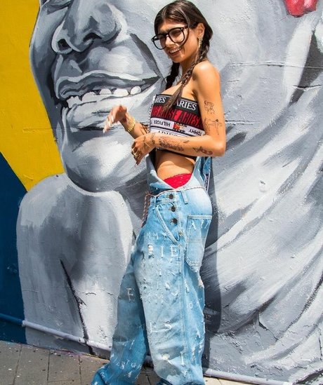 Mia Khalifa