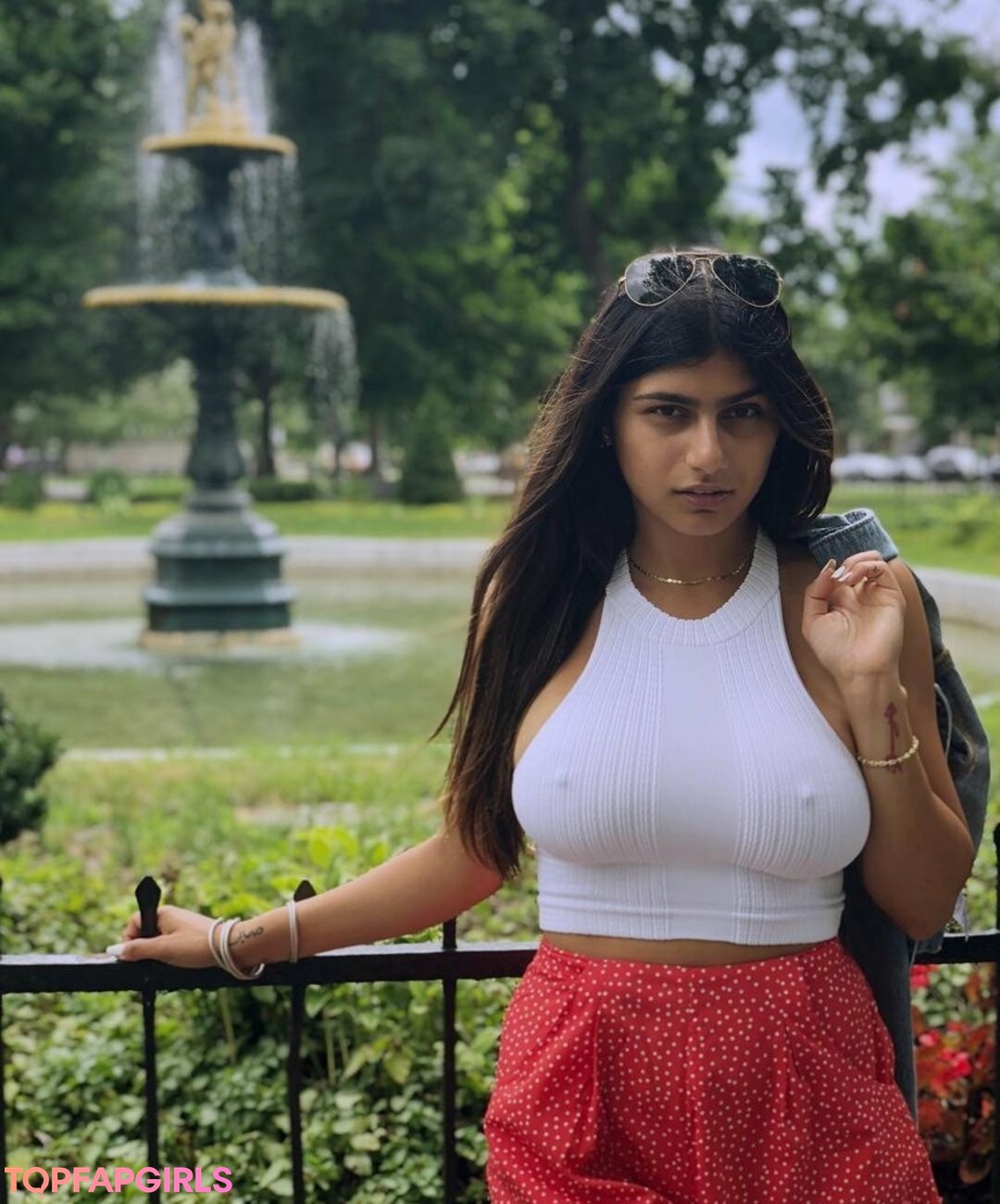 Nacktes geleaktes OnlyFans-Foto von Mia Khalifa #2148