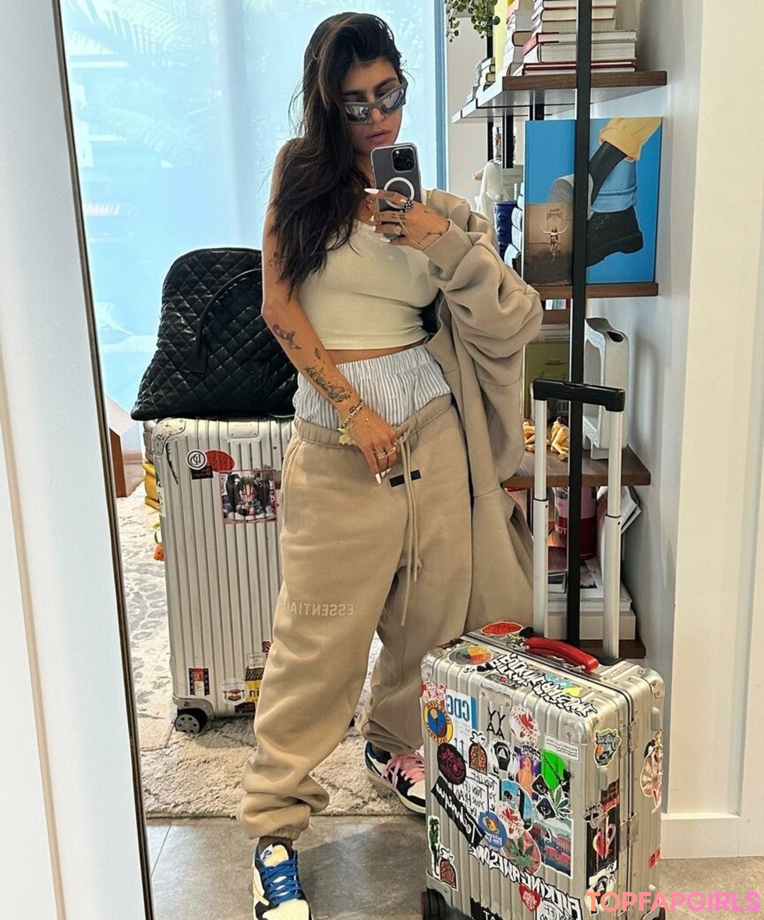 Nacktes geleaktes OnlyFans-Foto von Mia Khalifa #2210