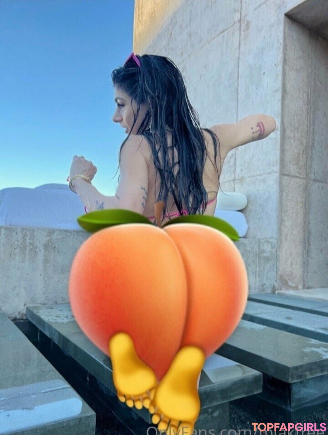 Nacktes geleaktes OnlyFans-Foto von Mia Khalifa #657