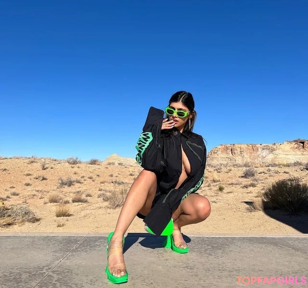 Nacktes geleaktes OnlyFans-Foto von Mia Khalifa #794