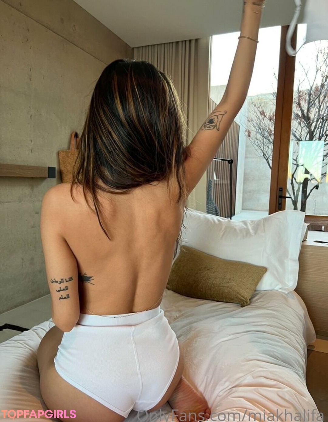 Nacktes geleaktes OnlyFans-Foto von Mia Khalifa #861