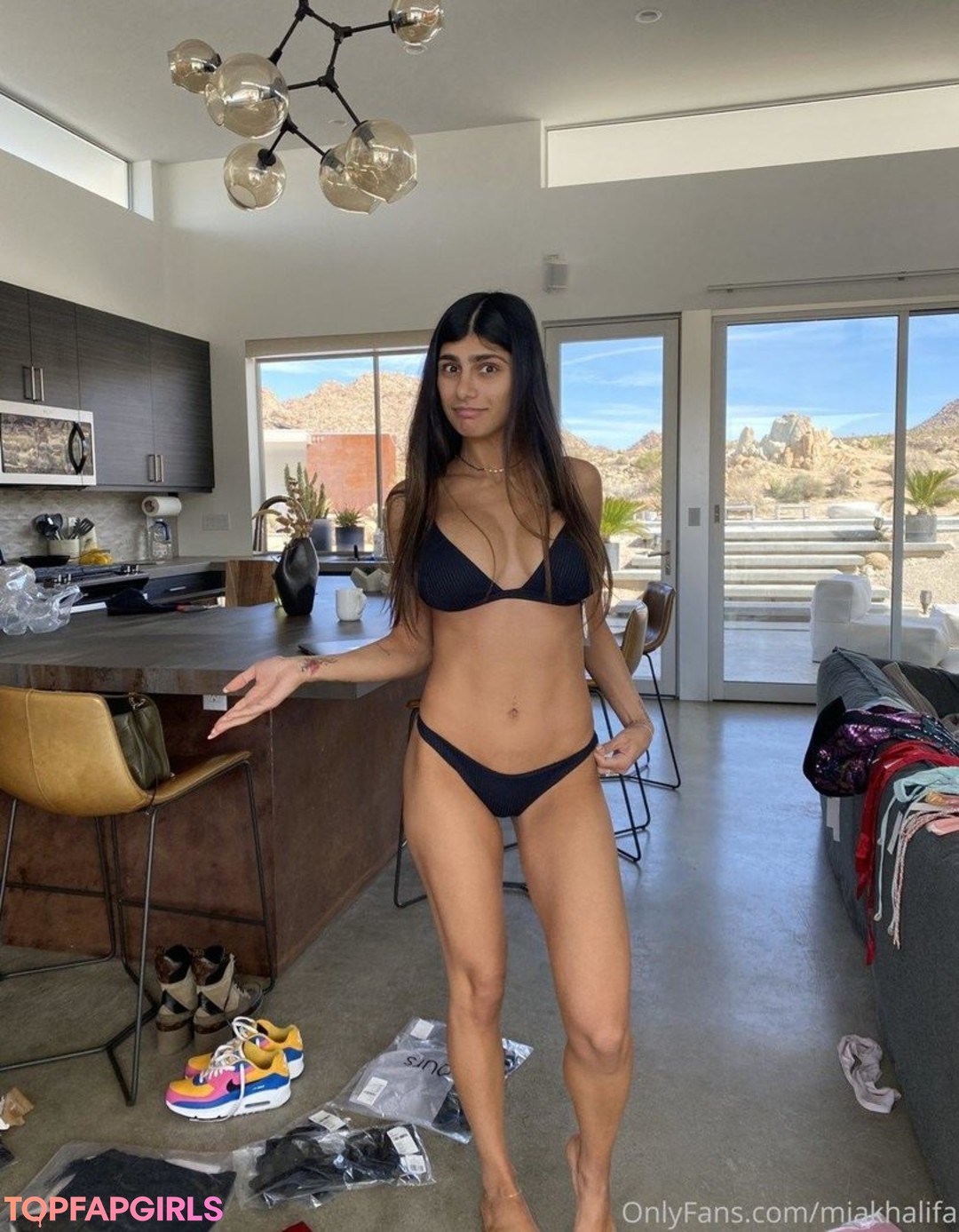 Nacktes geleaktes OnlyFans-Foto von Mia Khalifa #390