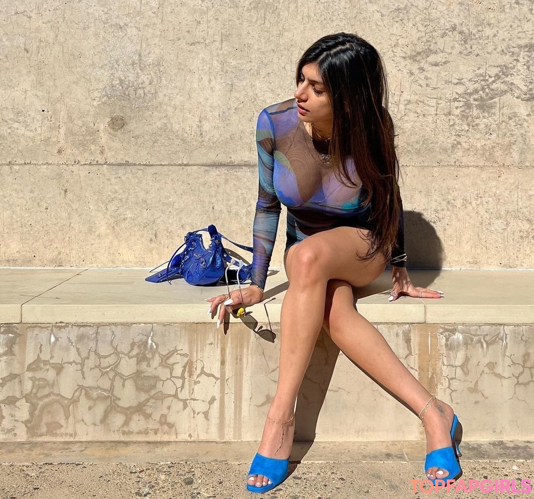 Nacktes geleaktes OnlyFans-Foto von Mia Khalifa #418