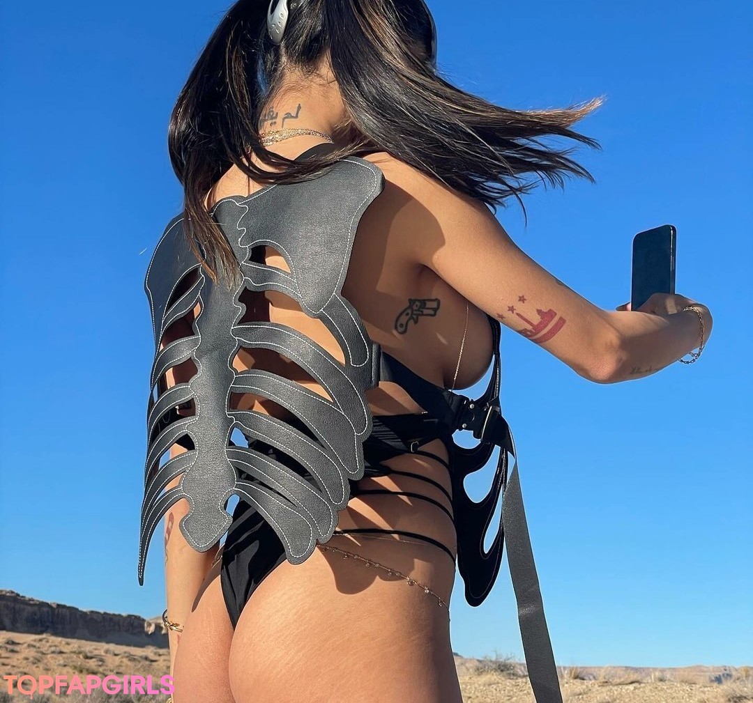 Nacktes geleaktes OnlyFans-Foto von Mia Khalifa #424