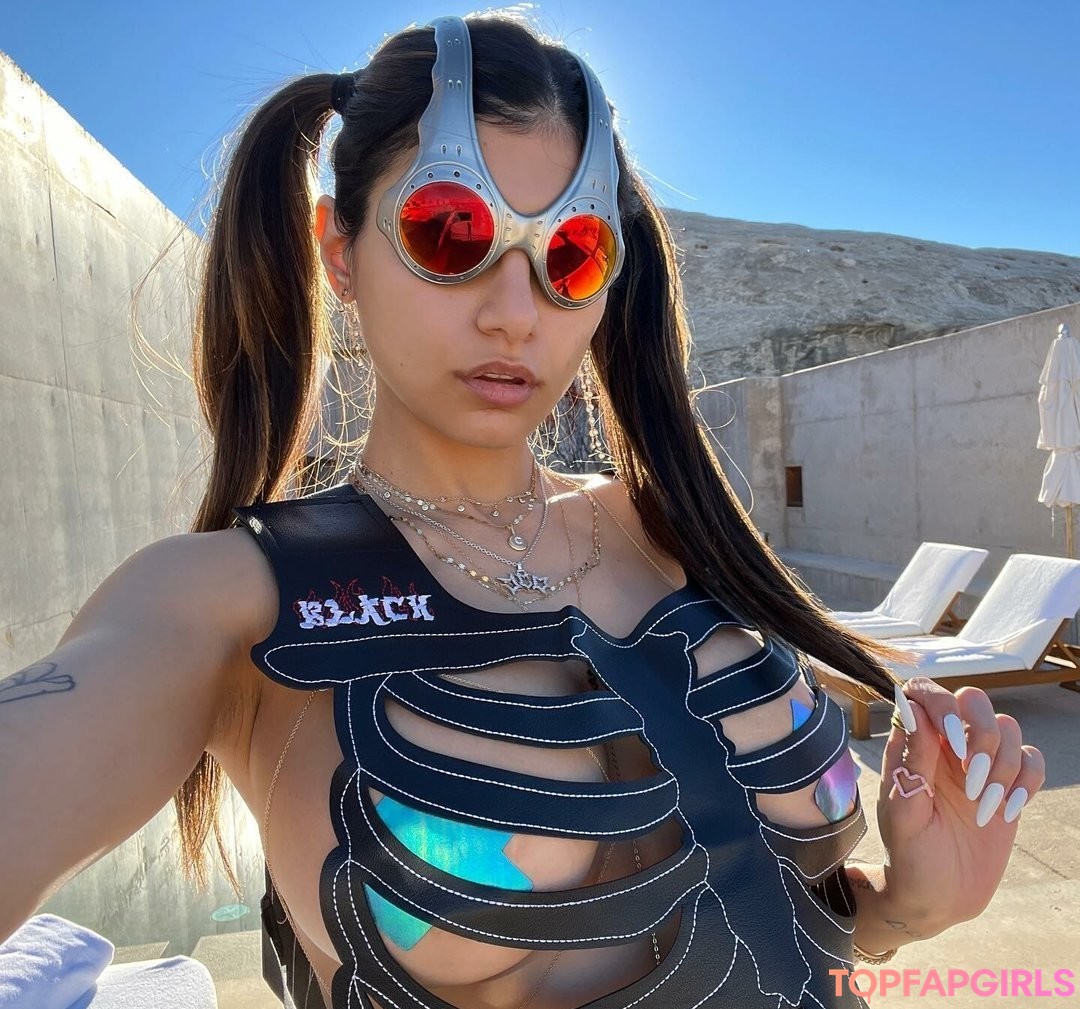 Nacktes geleaktes OnlyFans-Foto von Mia Khalifa #427