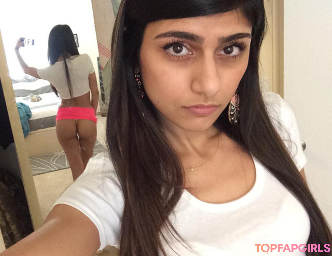 Nacktes geleaktes OnlyFans-Foto von Mia Khalifa #473