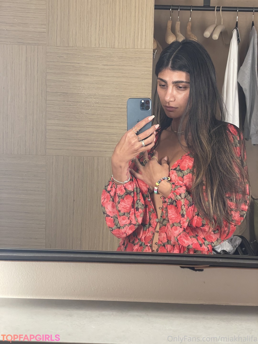 Nacktes geleaktes OnlyFans-Foto von Mia Khalifa #81