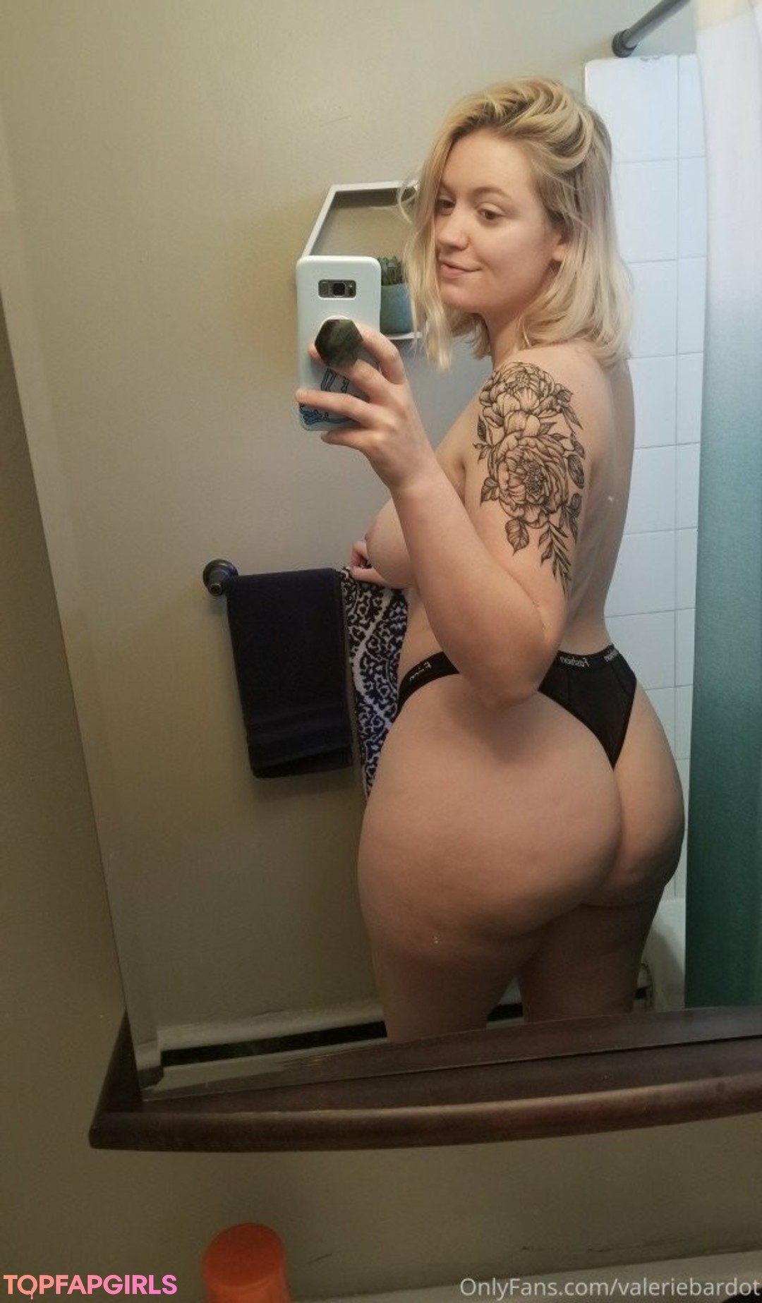 Nacktes geleaktes OnlyFans-Foto von Valerie Bardot #181