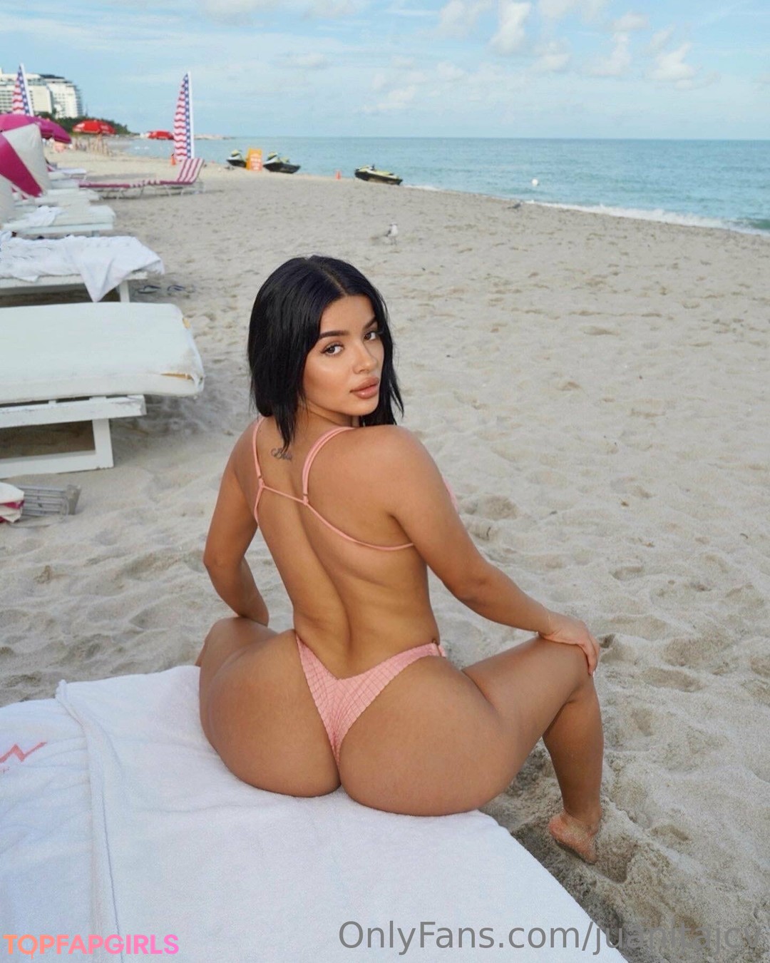 Nacktes geleaktes OnlyFans-Foto von Juanita Belle #244