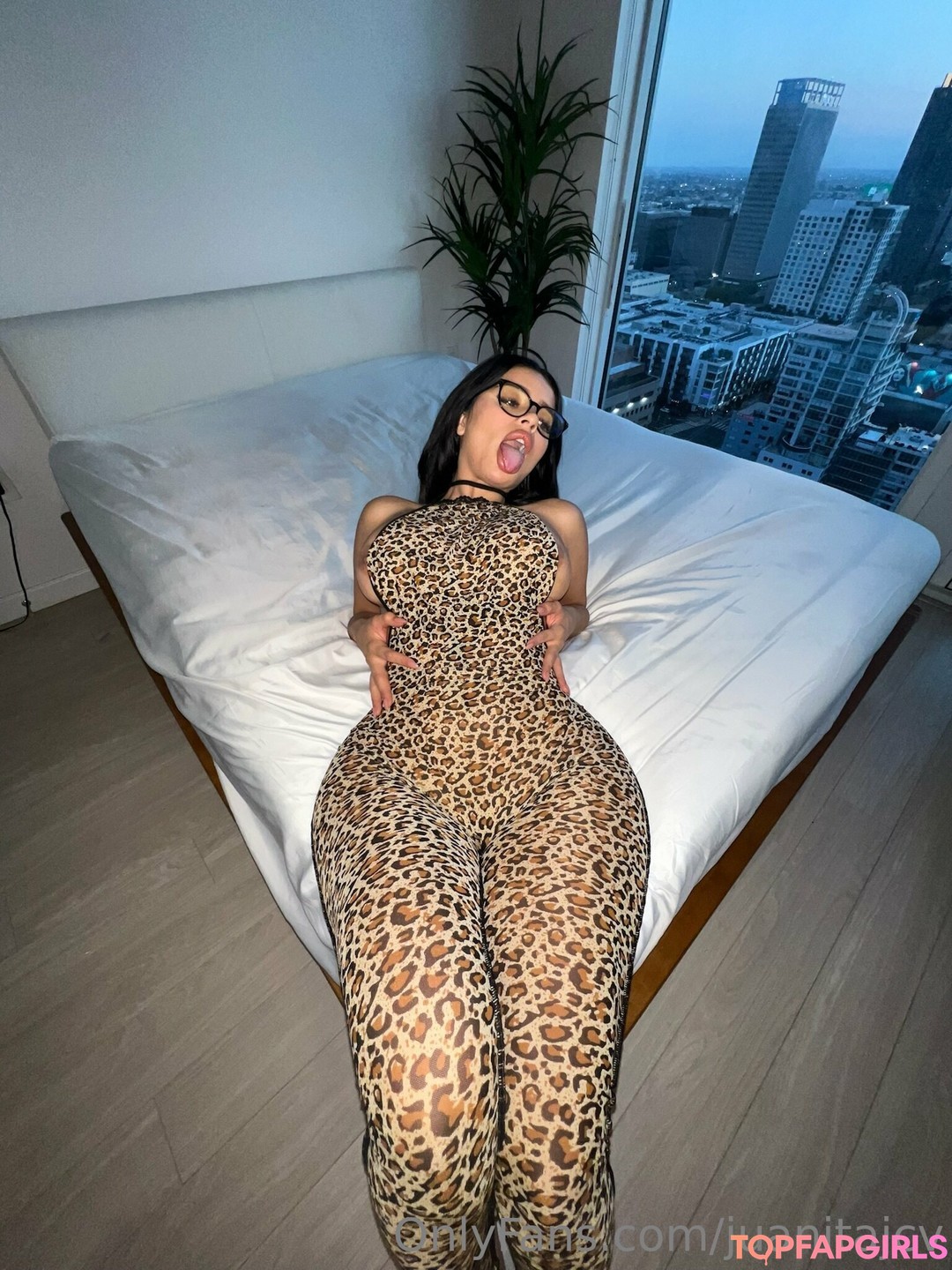 Nacktes geleaktes OnlyFans-Foto von Juanita Belle #271