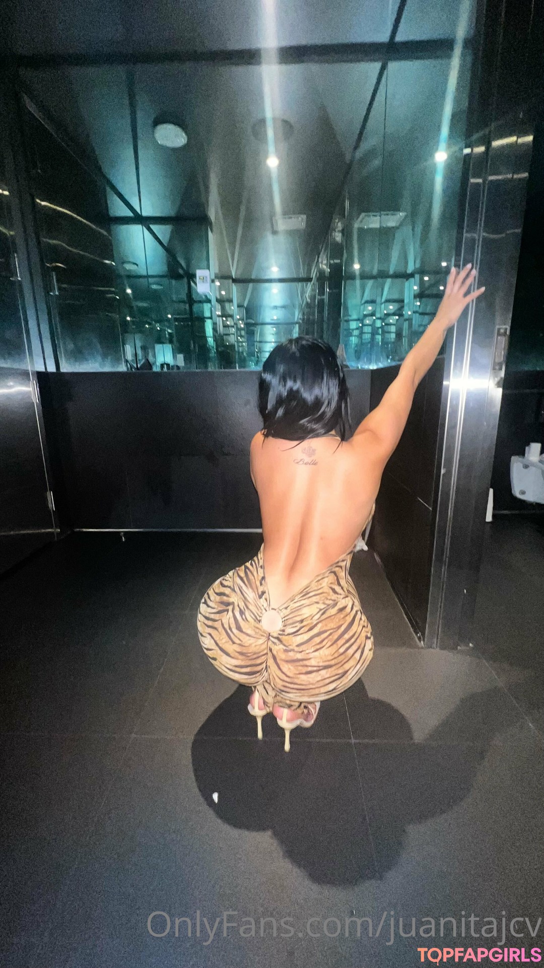 Nacktes geleaktes OnlyFans-Foto von Juanita Belle #481