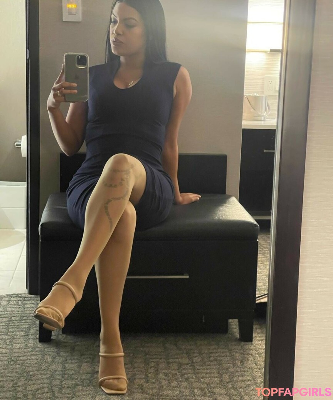 Nacktes geleaktes OnlyFans-Foto von Maya Farrell #11