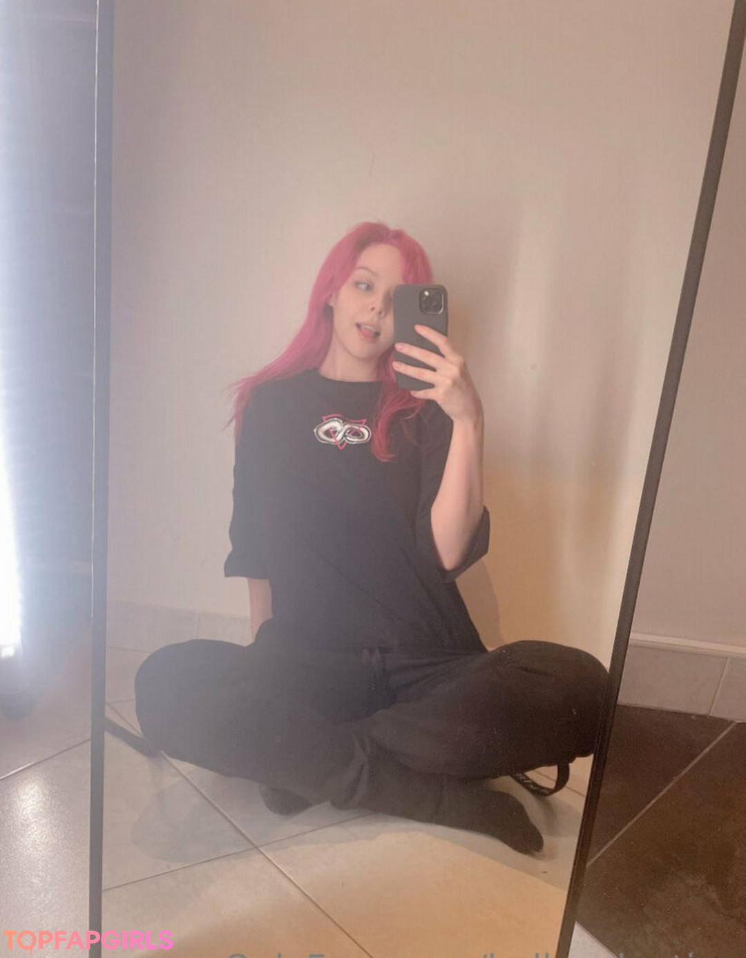 Nacktes geleaktes OnlyFans-Foto von Disharmonica #7243