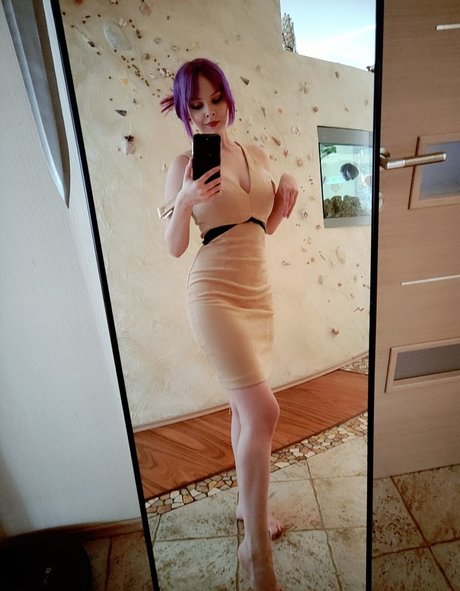 Nacktes geleaktes OnlyFans-Foto von Disharmonica