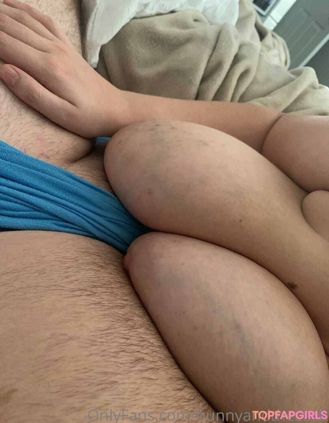 Nacktes geleaktes OnlyFans-Foto von Bunny And The Cock #143
