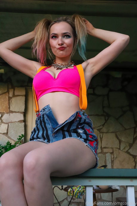 OMGCosplay