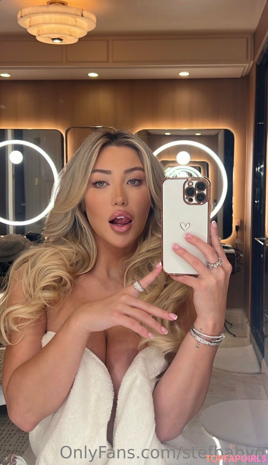 Nacktes geleaktes OnlyFans-Foto von Stefanie Knight #446