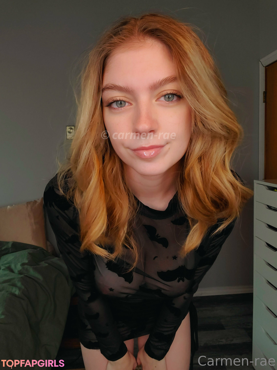 Nacktes geleaktes OnlyFans-Foto von Carmenrae #2299