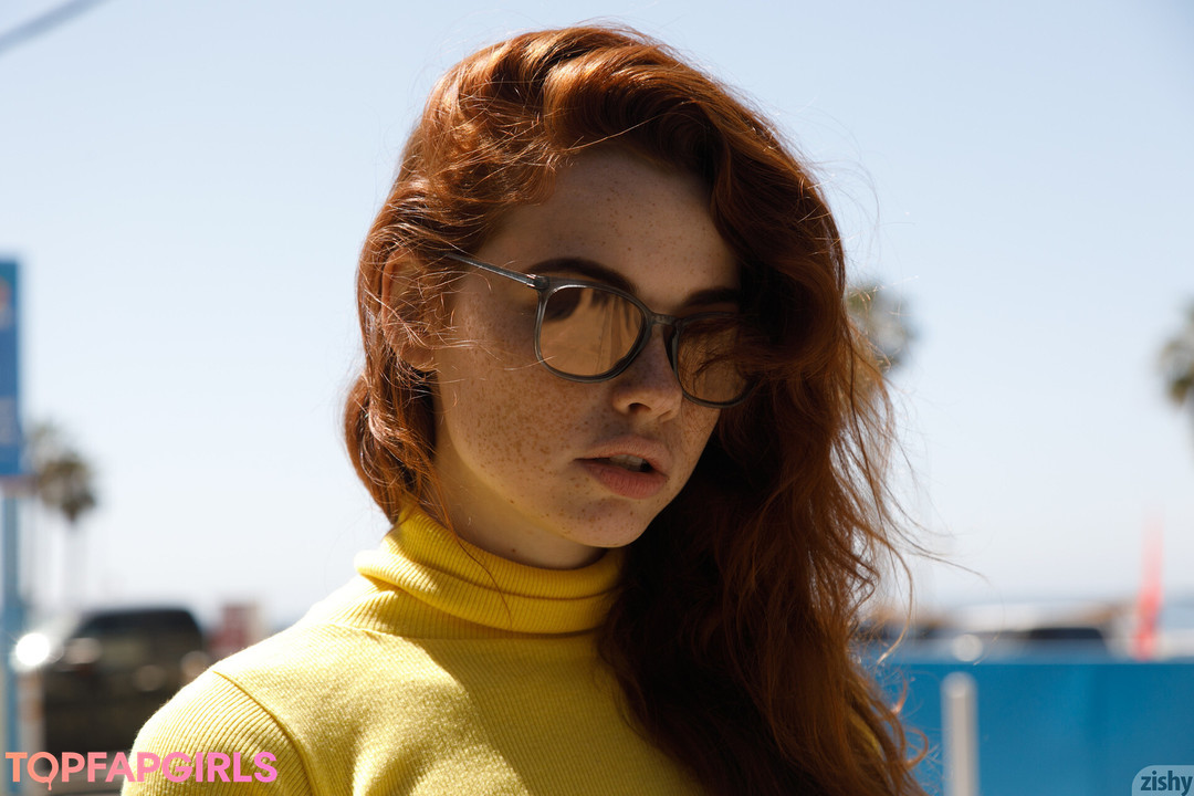 Nacktes geleaktes OnlyFans-Foto von Sabrina Lynn #1332