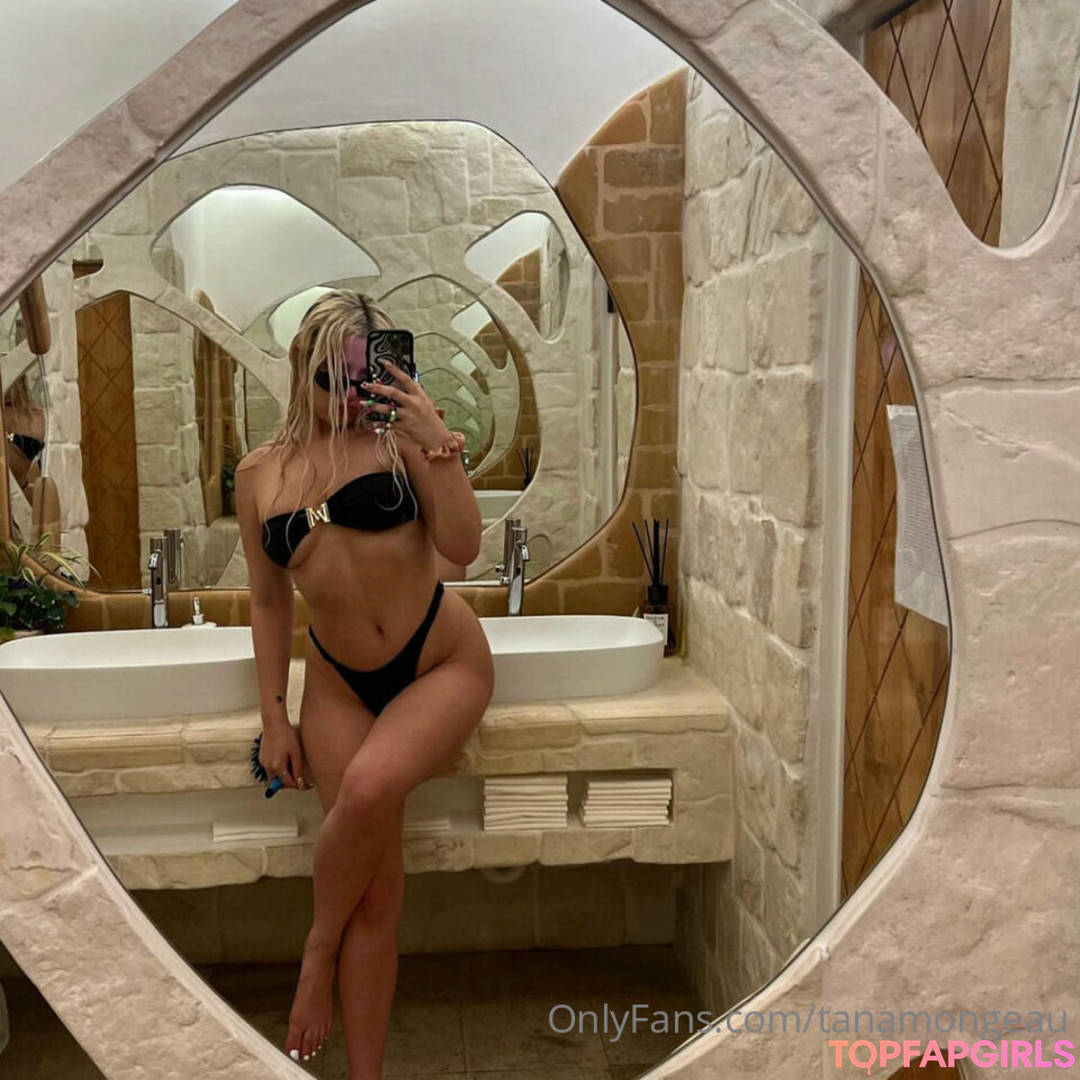 Nacktes geleaktes OnlyFans-Foto von Tana Mongeau #134