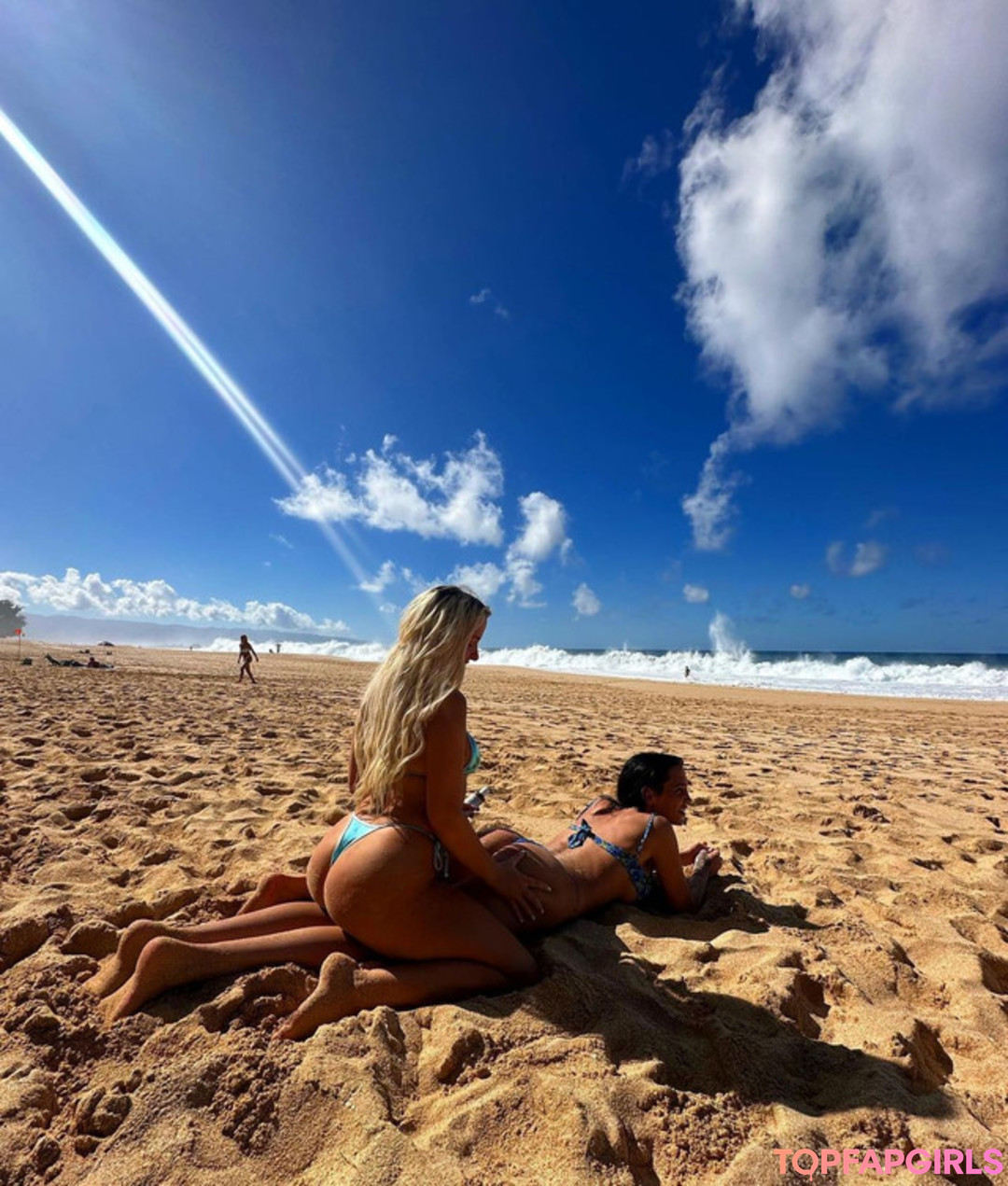 Nacktes geleaktes OnlyFans-Foto von Tana Mongeau #161