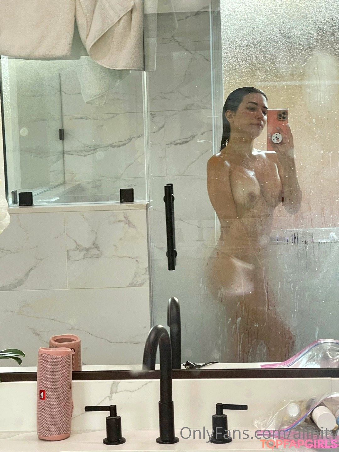 Nacktes geleaktes OnlyFans-Foto von Alinity #628