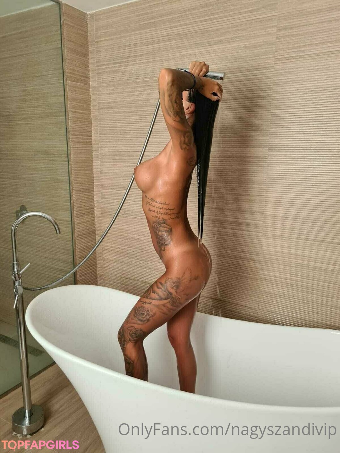 Nacktes geleaktes OnlyFans-Foto von Nagy Alexandra #4