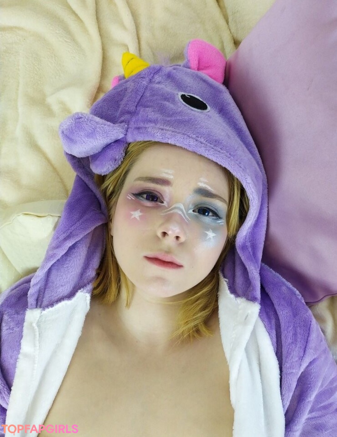 Nacktes geleaktes OnlyFans-Foto von Sweetie Fox #2093