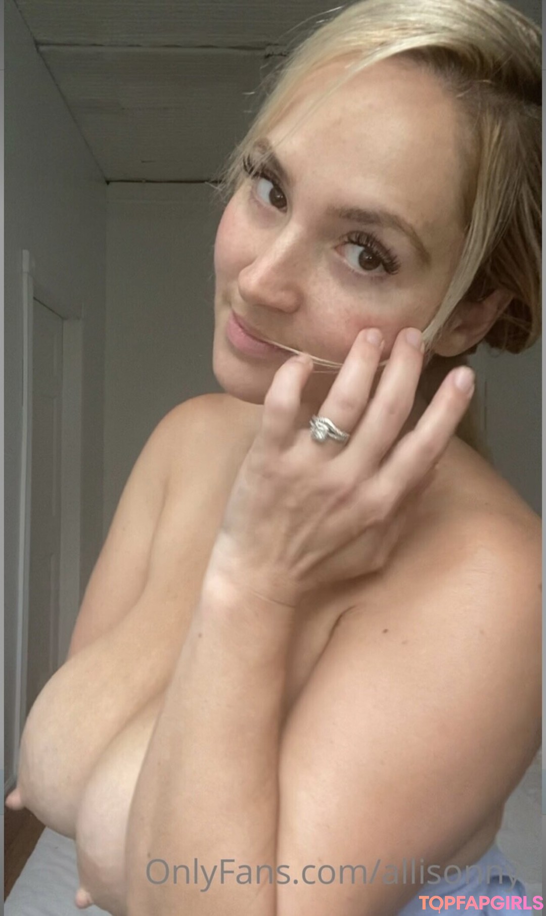 Nacktes geleaktes OnlyFans-Foto von Allisonnyc #93