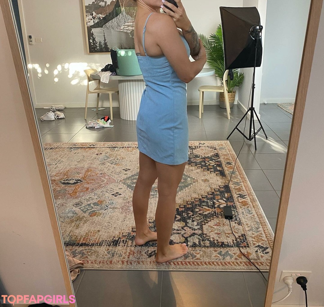 Nacktes geleaktes OnlyFans-Foto von Biker Biddie #233