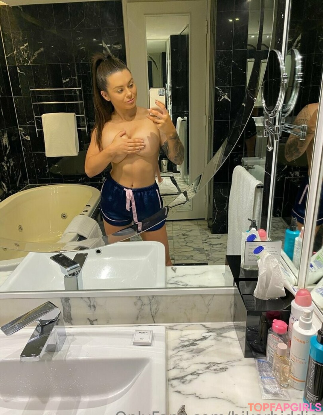 Nacktes geleaktes OnlyFans-Foto von Biker Biddie #242