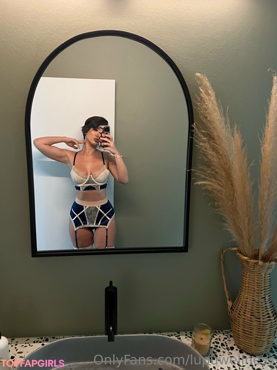 Nacktes geleaktes OnlyFans-Foto von Liz #336
