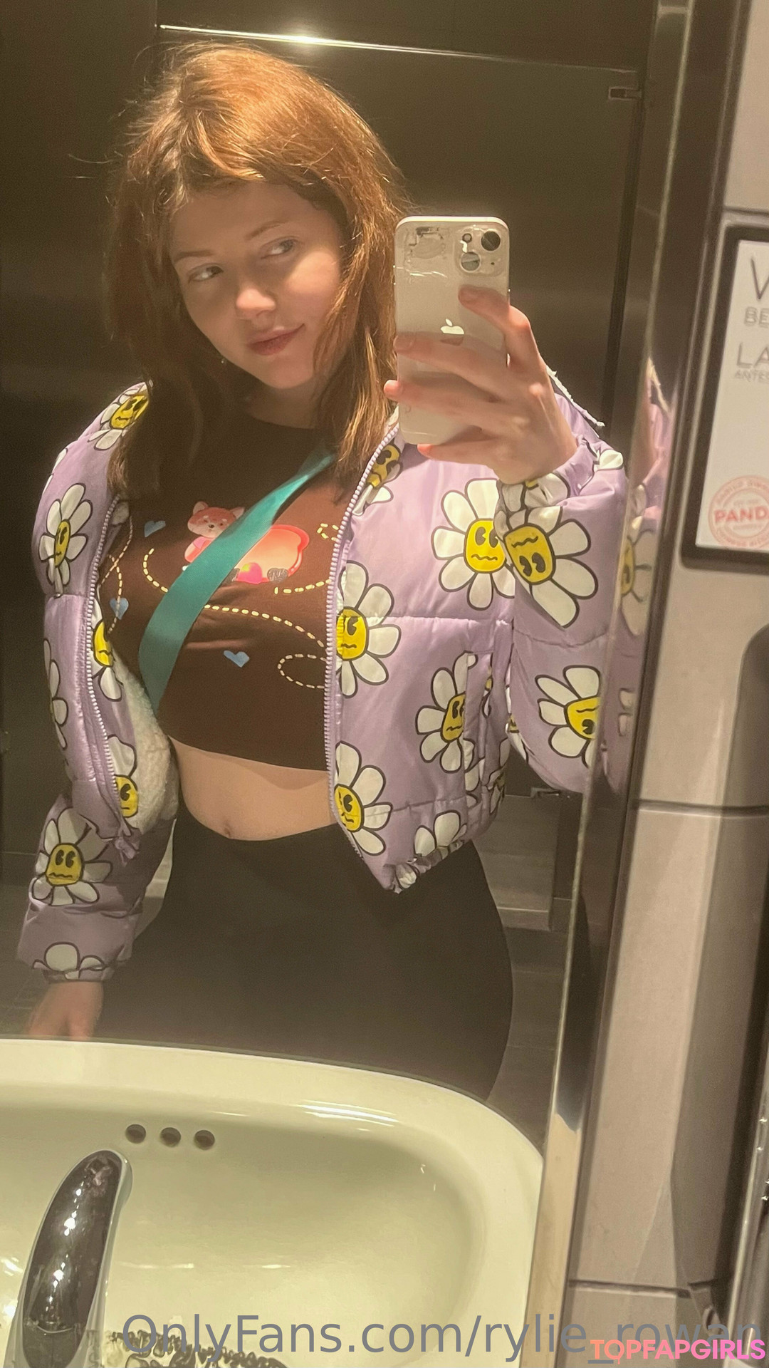 Nacktes geleaktes OnlyFans-Foto von Rylie Rowan #414