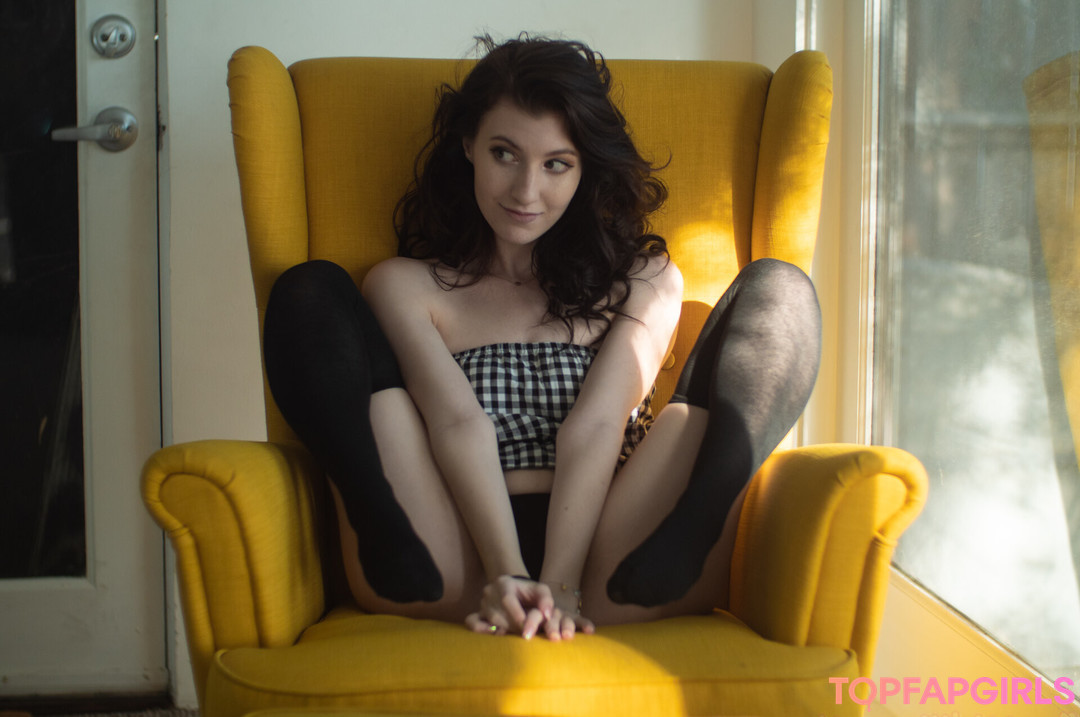Nacktes geleaktes OnlyFans-Foto von Elizabeth Reed #2015