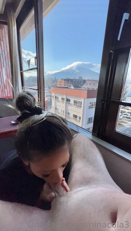 Nacktes geleaktes OnlyFans-Foto von Ninacola